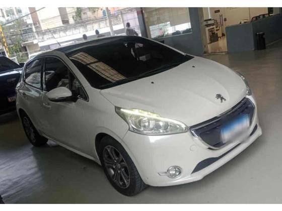 PEUGEOT 208 1.6 GRIFFE 16V FLEX 4P AUTOMÁTICO